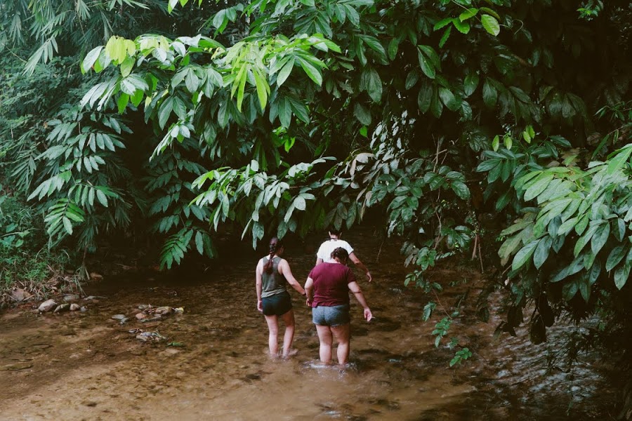 Dusun Bonda river walk