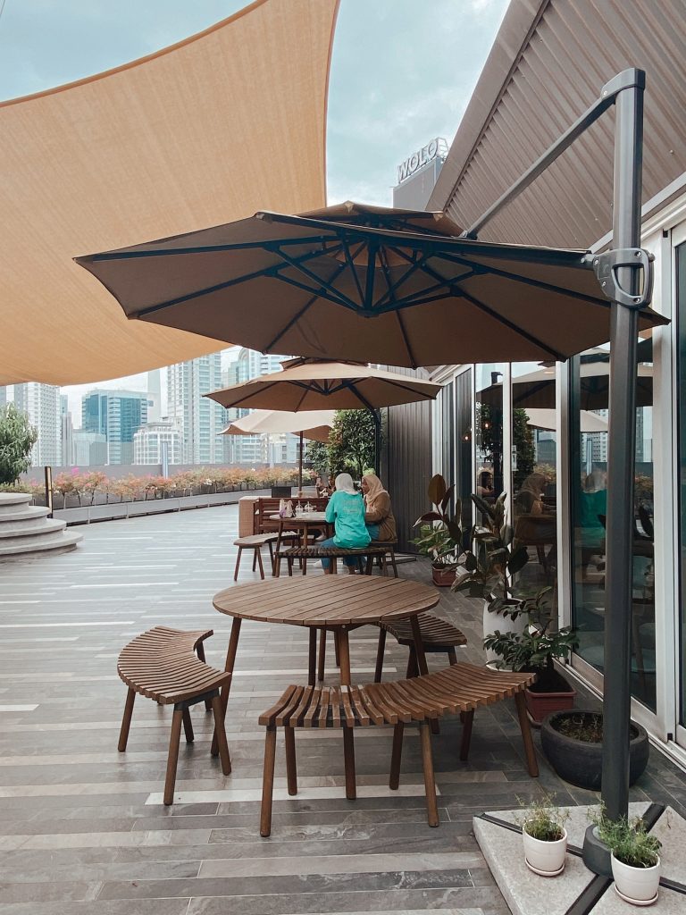 Eden Café: Underrated Rooftop Café with the view of the KL Tower