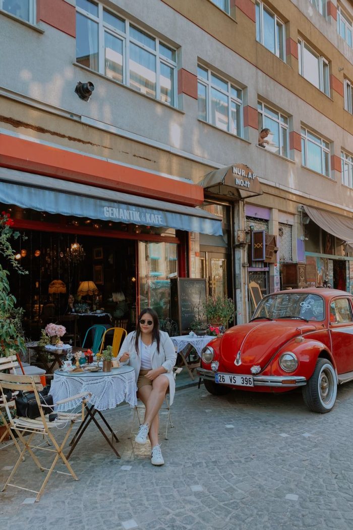 Gen Antik Café: Vintage Café in Balat, Turkey